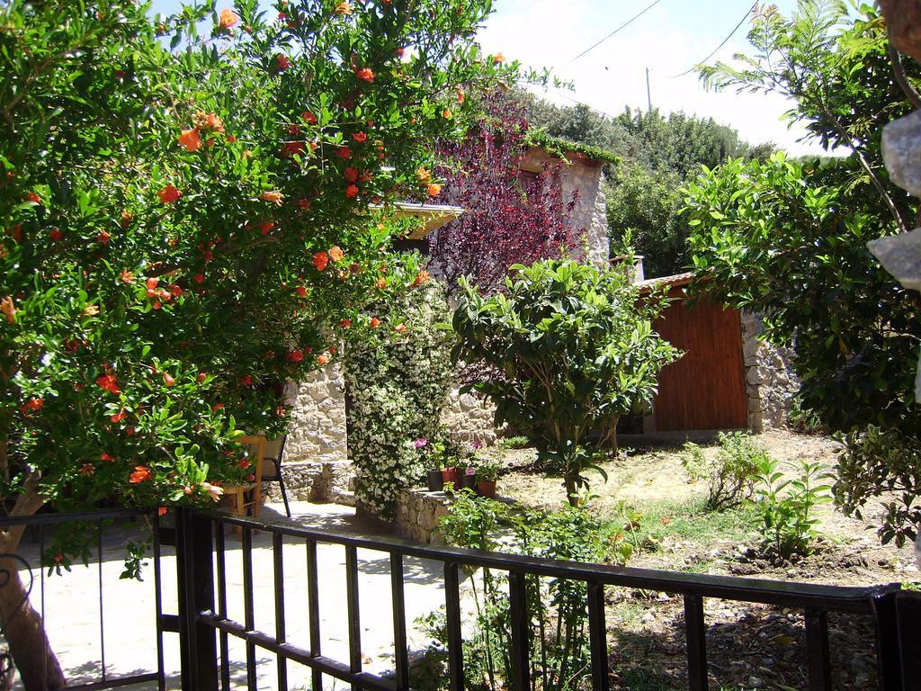 Villa Emilio'S House Agia Paraskevi  Exterior foto